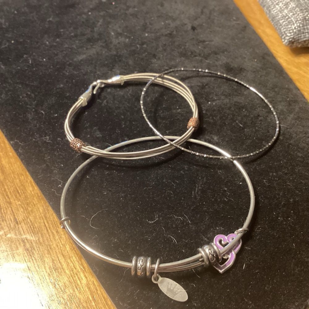 Set of 3 Silvertone Bangle Bracelets